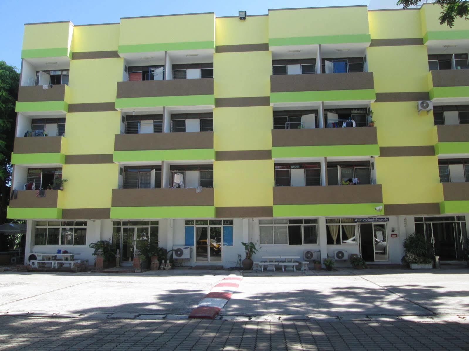 Appartamento Janjao Mansion Bangsaen Esterno foto